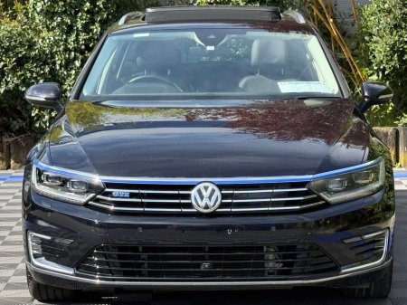 2016 Volkswagen Passat - thumbnail 17