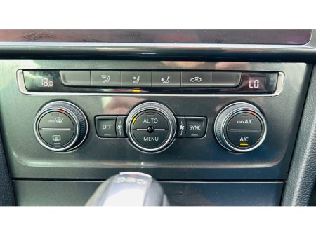 2019 Volkswagen Golf NEW NCT - AUTOMATIC - WITH REVERSE CAMERA €20,450 thumbnail