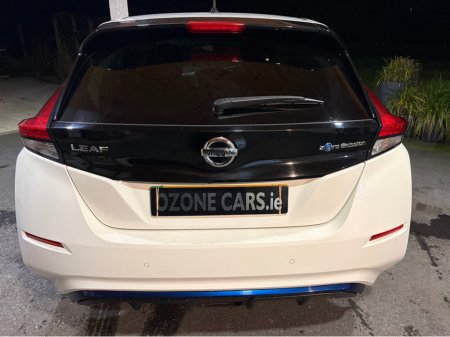 2020 Nissan Leaf - thumbnail 3