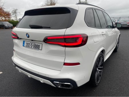 2020 BMW X5 - thumbnail 5