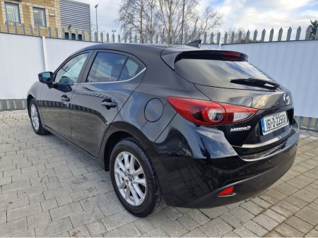 2016 Mazda Mazda3 1.5 D 105PS EXECUTIVE SE 4DR €9,950 thumbnail
