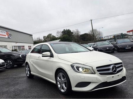 2015 Mercedes-Benz A Class A180  SUNFOOF PANO ROOF - HALF LEATHER HEATED SEATS - REV CAMERA - HI SPEC / SYSTEM LOW ROAD TAX BAND / SIMI DEALER €16,450 thumbnail