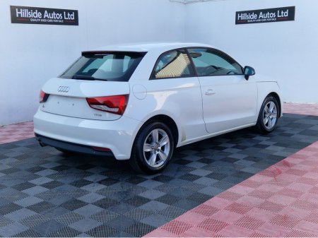 2015 Audi A1 - thumbnail 10