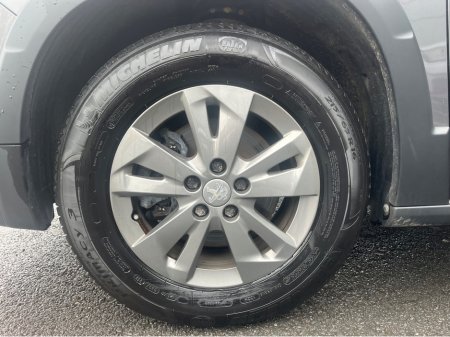 2023 Peugeot Rifter - thumbnail 7