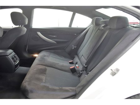 2017 BMW 3 Series - thumbnail 15