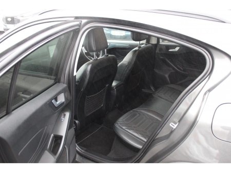 2024 Ford Focus - thumbnail 15