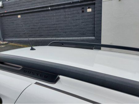 2023 Dacia Duster EXPRESSION BLUE DCI 115 4X2 NB €18,995 thumbnail