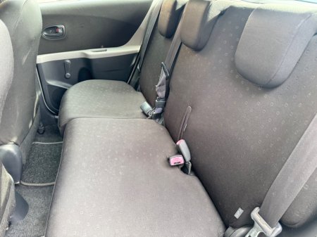 2006 Toyota Yaris - thumbnail 12