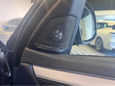 2017 BMW X6 - thumbnail 13