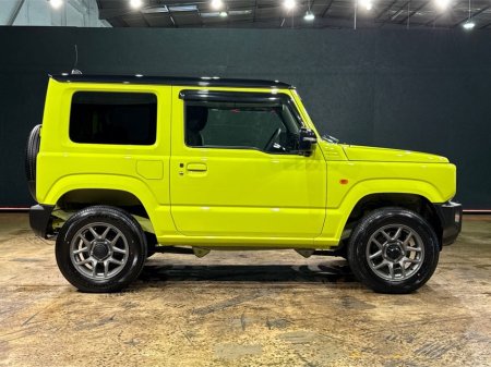 2025 Suzuki Jimny - thumbnail 2