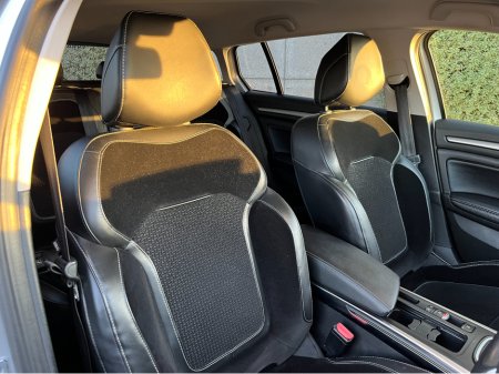 2017 Renault Megane ESTATE SPORT TOURER DYNAMIQUE 1.5 DIESEL //HALF LEATHER SEATS//SAT NAV// €10,950 thumbnail