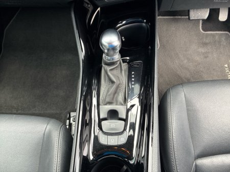 2019 Toyota C-HR - thumbnail 15