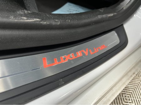 2018 BMW 5 Series - thumbnail 7