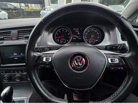 2016 Volkswagen Golf 1.2 TSI HIGHLINE ALL STAR EDITION - REVERSE CAMERA - ALLOYS - STUNNING CAR - LOW TAX BAND €14,450 thumbnail