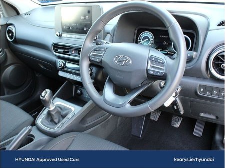2023 Hyundai Kona EXECUTIVE TWO TONE - 1.0 PETROL €25,797 thumbnail