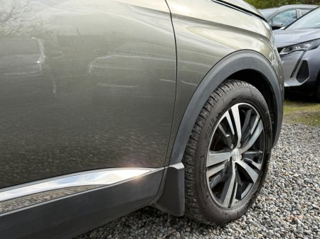 2018 Peugeot 5008 - thumbnail 12