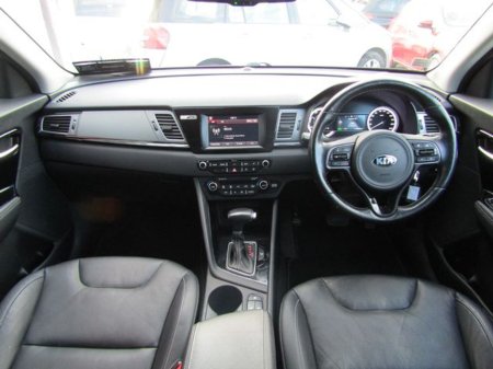 2018 Kia Niro Hybrid EXL 5DR Auto €15,950 thumbnail