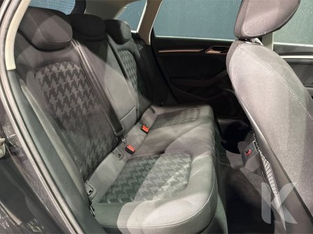 2016 Audi A3 1.4 TFSI - ALLOY WHEELS - CRUISE CONTROL - REVERSE CAMERA - MULTI FUNCTION STEERING WHEEL - €15,950 thumbnail