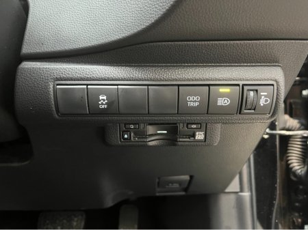 2025 Toyota Corolla - thumbnail 10