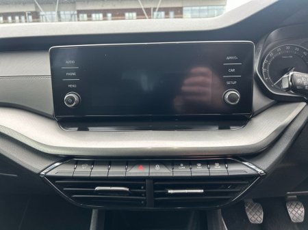 2022 Skoda Octavia - thumbnail 8