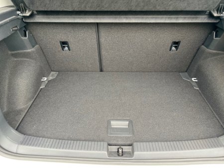 2020 Volkswagen T-Cross Style 1.0 automatic €20,950 thumbnail