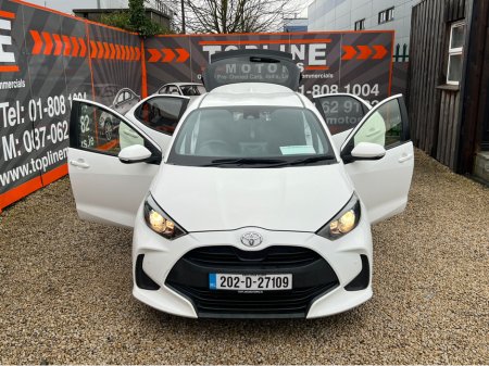 2020 Toyota Yaris ///NEW MODEL//1.0 PETROL//STUNNING CAR/// €14,950 thumbnail