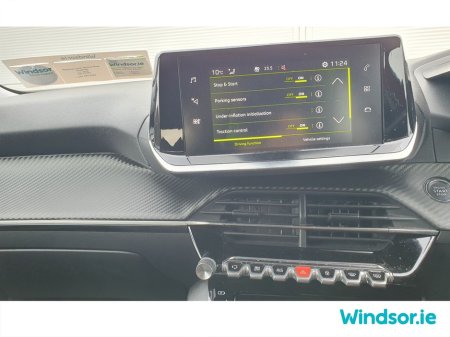 2021 Peugeot 2008 - thumbnail 13