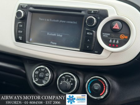 2013 Toyota Yaris 1.33 VVT-I TREND 5DR - FRESH NCT €6,950 thumbnail