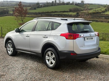 2014 Toyota Rav4 - thumbnail 4