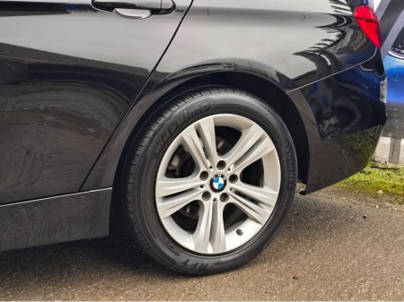 2016 BMW 3 Series - thumbnail 7