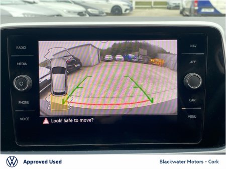 2024 Volkswagen T-Roc 2.0TDI 116BHP STYLE WITH REARVIEW CAMERA €34,995 thumbnail