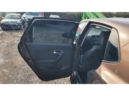 2016 Volkswagen Polo - thumbnail 6