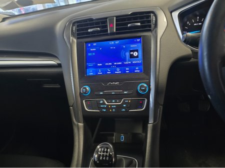 2020 Ford Mondeo - thumbnail 13