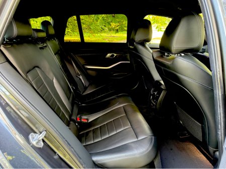 2020 BMW 3 Series - thumbnail 23