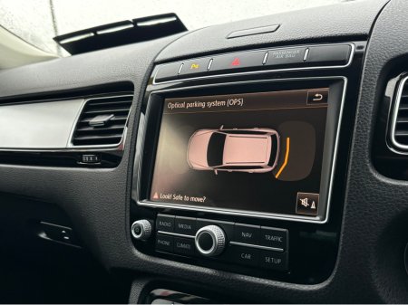 2015 Volkswagen Touareg FL 3.0 TDI 204BHP 5DR AU 240HP AUTO €17,999 thumbnail