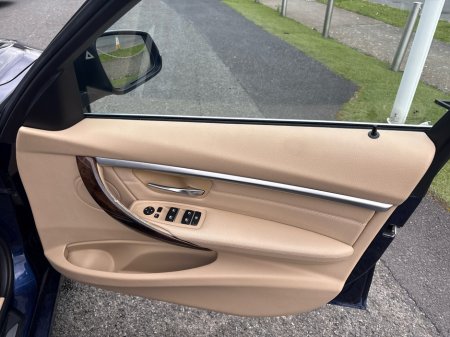 2017 BMW 3 Series - thumbnail 11