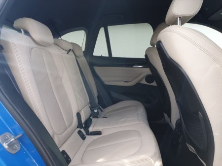 2022 BMW X1 - thumbnail 11