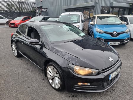 2010 Volkswagen Scirocco - thumbnail 2