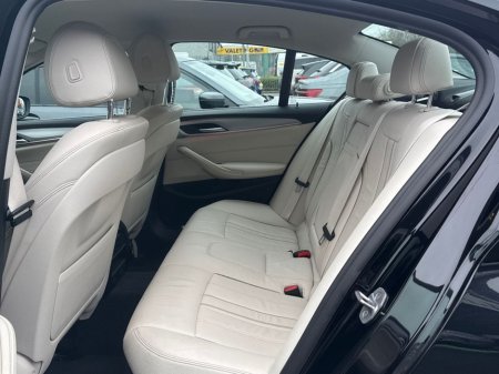 2021 BMW 5 Series 520d SE Saloon €38,950 thumbnail