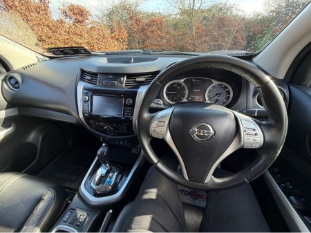 2016 Nissan Np300 - thumbnail 14