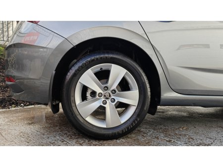 2025 Skoda Scala - thumbnail 19