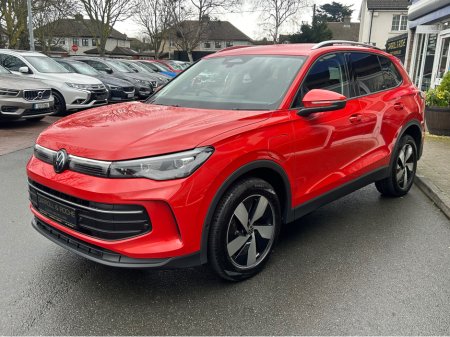 2025 Volkswagen Tiguan Match Edition + Low Mileage Tsi -PHEV S-Automatic / DSG - Beautiful SUV - Top Trade-ins & Great Finance €42,950 thumbnail