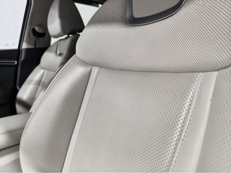 2022 Hyundai Tucson 1.6 PETROL 2TONE HEV AUTO AUTOMATIC €25,995 thumbnail