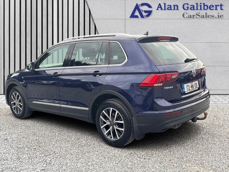 2017 Volkswagen Tiguan - thumbnail 2