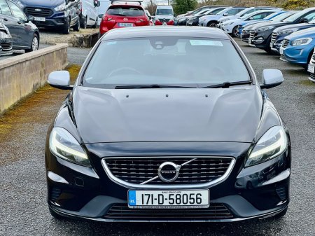 2017 Volvo V40 - thumbnail 2
