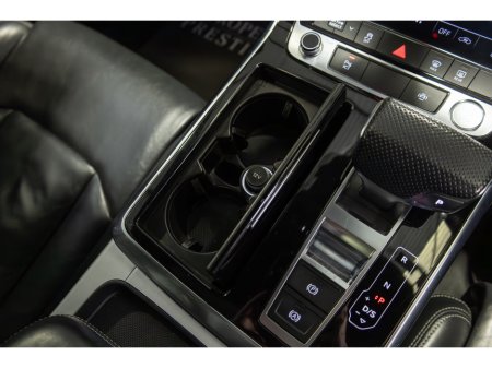 2019 Audi Q8 - thumbnail 23