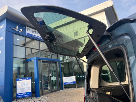 2025 Peugeot Rifter - thumbnail 16