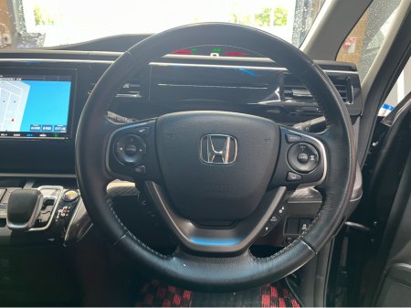 2019 Honda Stepwagon - thumbnail 8