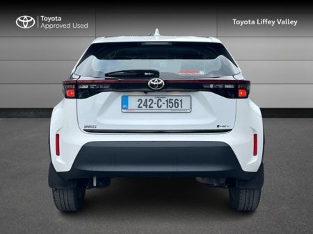 2024 Toyota Yaris Cross - thumbnail 4