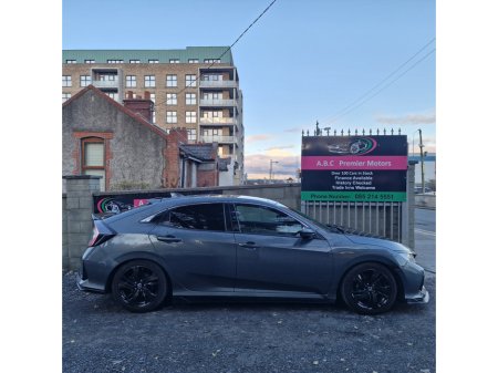 2017 Honda Civic - view 3